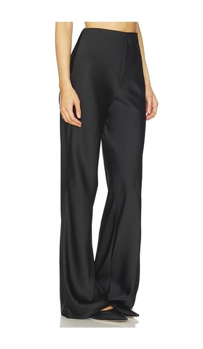 PANTALON SATINÉ DAYNA en . Taille S. Also en M - Elodie the Label - Modalova