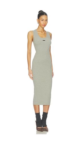 ROBE FITTED en . Taille S. Also en - Fear of God ESSENTIALS - Modalova