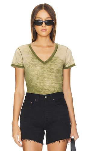 T-SHIRT V NECK BOY en . Taille S. Also en XS - Goldie - Modalova