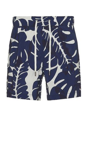 Charles 5 Oversized Leaves Swim Short in . Size M, XL/1X - onia - Modalova