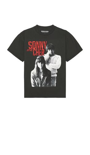 Sonny & Cher Portrait Boxy Tee in . Size M, S, XL/1X - Philcos - Modalova