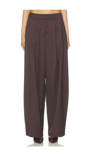 PANTALON TAILLEUR COCOON À PLIS en . Taille 34. Also en 36 - REMAIN - Modalova