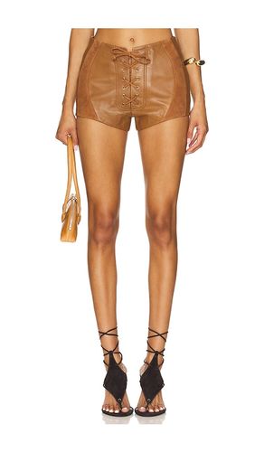Agda Suede Short en . Taille S. Also en M, XXL - retrofete - Modalova