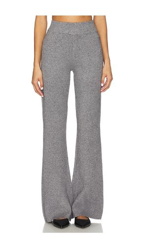 PANTALON FLARE EN MAILLE MICKIE en . Taille XS. Also en M, L - SEROYA - Modalova
