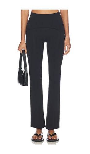 PANTALON BOOTY BOOST en . Taille 1X. Also en XL, XS - SPANX - Modalova