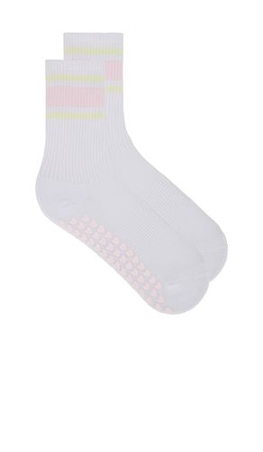 CHAUSSETTES MULTI STRIPE en - WellBeing + BeingWell - Modalova