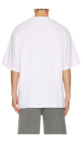 Watercolor Monster T-Shirt en . Taille L. Also en XL/1X - WE11DONE - Modalova