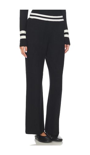 PANTALON EN CACHEMIRE JAMBES LARGES AVEC RAYURES en . Taille S. Also en M - White & Warren - Modalova