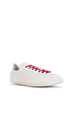 CHAUSSURES TOKYO en . Taille 8. Also en 8.5, 9, 9.5 - Y-3 - Modalova
