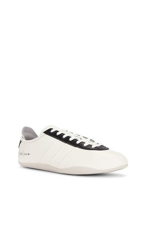 CHAUSSURES TOKYO en . Taille 8. Also en 8.5, 9, 9.5, 10 - Y-3 - Modalova