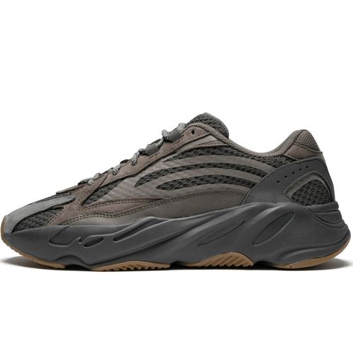 Yeezy 700 V2 Geode - Adidas - Modalova