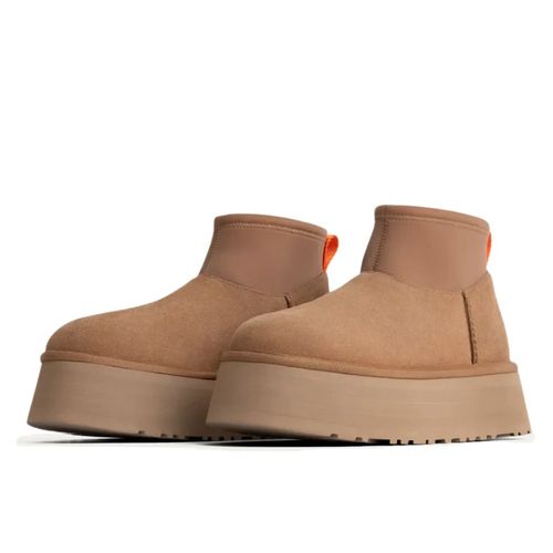 Classic Mini Dipper Boot Chestnut - UGG - Modalova