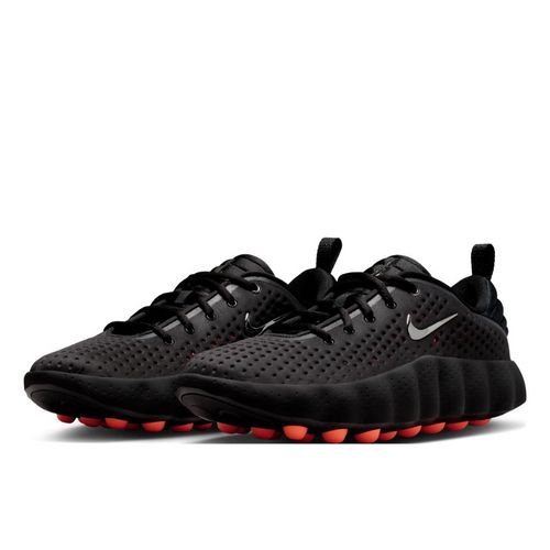 Nike Mind 002 Black Hyper Crimson - Nike - Modalova