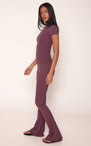 Eggplant Pantalon Taille Haute Sculptant À Rabat Collection Core | Taille 42 - PrettyLittleThing - Modalova