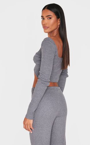 Charcoal Haut Bardot À Manches Longues En Maille Côtelée Brossée Avec Détail Torsadé Devant | Taille 42 - PrettyLittleThing - Modalova
