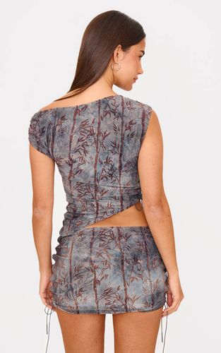 Haut Épaules Dénudées En Devoré Avec Détail De Liens | Taille 32 - PrettyLittleThing - Modalova