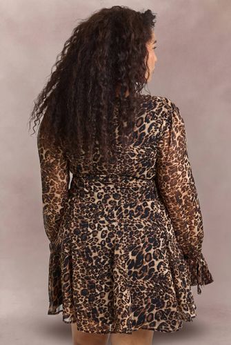 Robe Patineuse Cintrée Grande Taille | Taille 48 - boohoo - Modalova