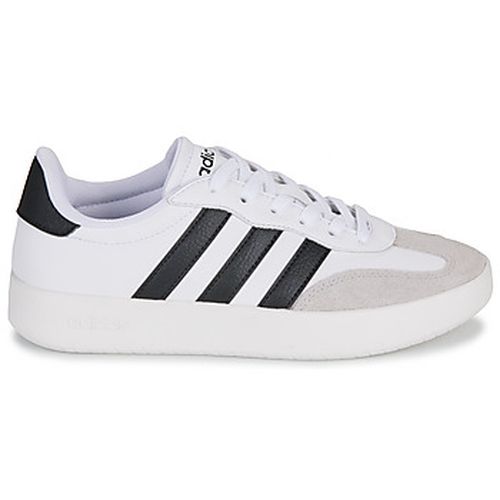 Baskets basses adidas BARREDA - adidas - Modalova