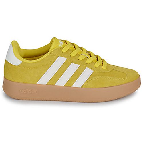 Baskets basses adidas BARREDA - adidas - Modalova
