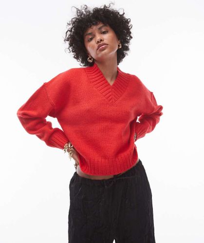 Pull Ã©purÃ© en maille Ã  col montant en V - Rouge Rouge XS female - TopShop - Modalova