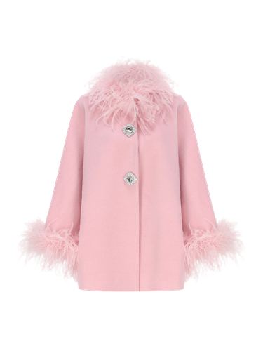 Angelica Feather Coat (Pink) - Nana Jacqueline - Modalova