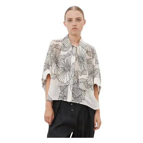 Blouses & Shirts > Shirts - - MeiMeiJ - Modalova