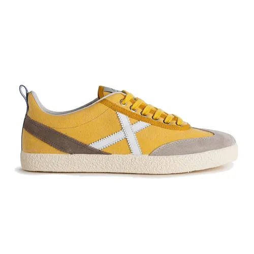 Shoes > Sneakers - - Munich - Modalova
