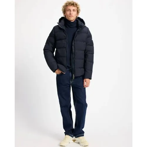 Jackets > Winter Jackets - - Pyrenex - Modalova
