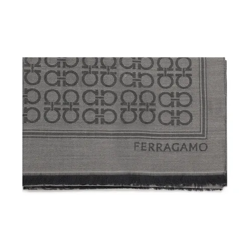 Accessories > Scarves > Winter Scarves - - Ferragamo - Modalova