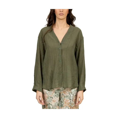 Blouses & Shirts > Shirts - - Momoni - Modalova