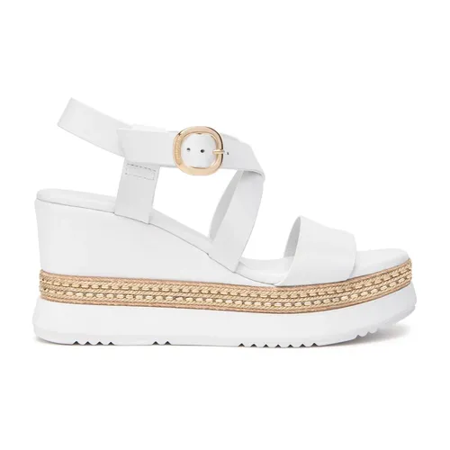 Shoes > Heels > Wedges - - Nerogiardini - Modalova