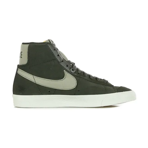 Nike - Shoes > Sneakers - Green - Nike - Modalova