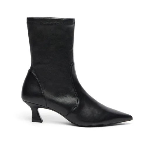Shoes > Boots > Heeled Boots - - Stuart Weitzman - Modalova