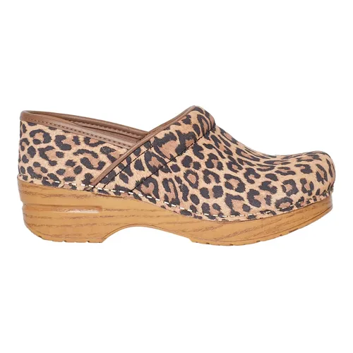 Shoes > Flats > Clogs - - Dansko - Modalova