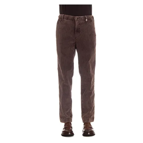 Myths - Trousers > Chinos - Brown - Myths - Modalova