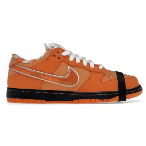 Nike - Shoes > Sneakers - Orange - Nike - Modalova