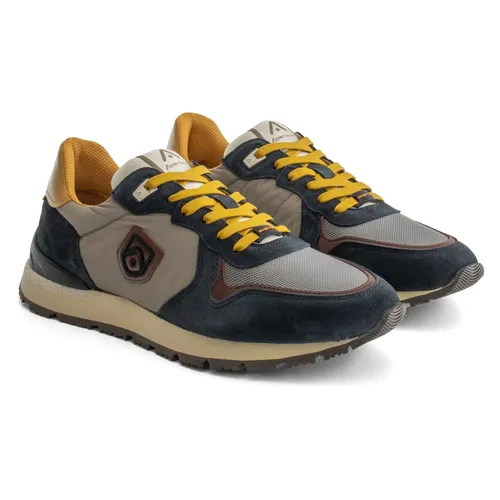 Shoes > Sneakers - - Ambitious - Modalova