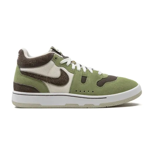 Nike - Shoes > Sneakers - Green - Nike - Modalova