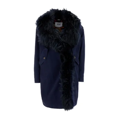 Jackets > Faux Fur & Shearling Jackets - - Bazar Deluxe - Modalova