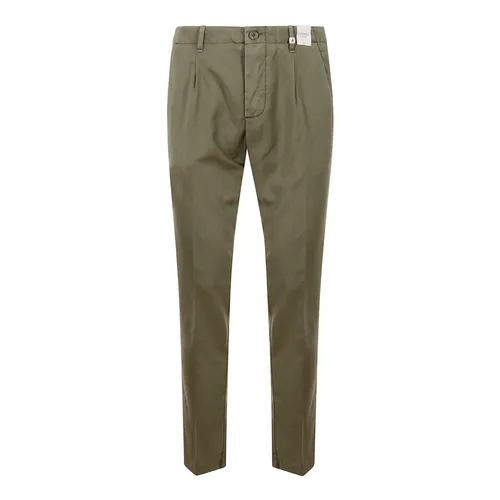 Myths - Trousers > Chinos - Green - Myths - Modalova