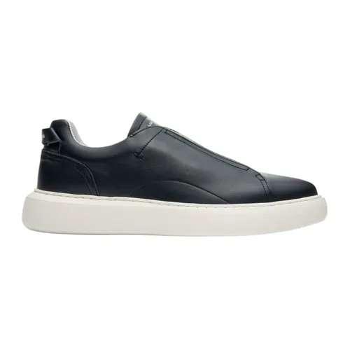 Shoes > Sneakers - - Ambitious - Modalova