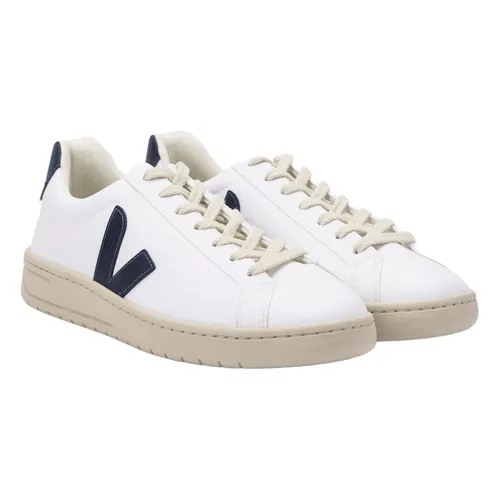 Veja - Shoes > Sneakers - White - Veja - Modalova