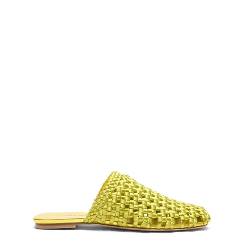 Shoes > Flats > Mules - - Stuart Weitzman - Modalova