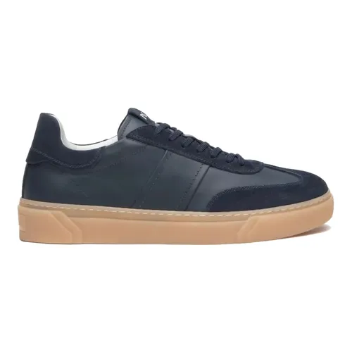 Shoes > Sneakers - - Nerogiardini - Modalova
