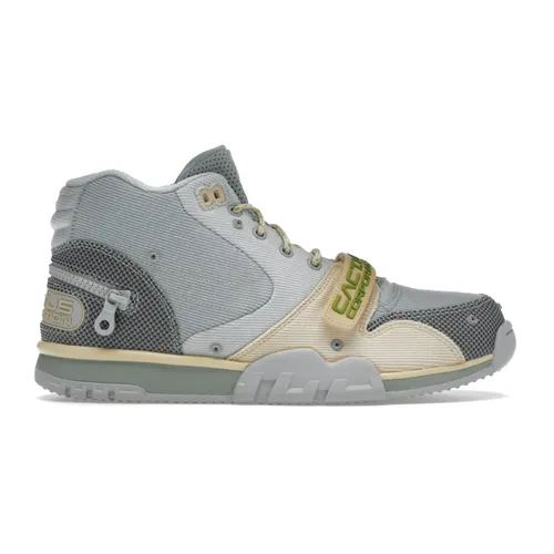 Nike - Shoes > Sneakers - Gray - Nike - Modalova