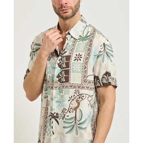 Shirts > Short Sleeve Shirts - - Guess - Modalova