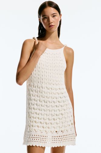 Robe Courte En Crochet À Perles - Pull&Bear - Modalova