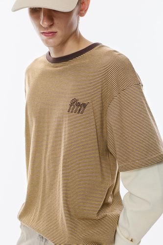 M.jpg?ts=1758699031297" - Apparel & Accessories > Clothing > Shirts & Tops - Modalova