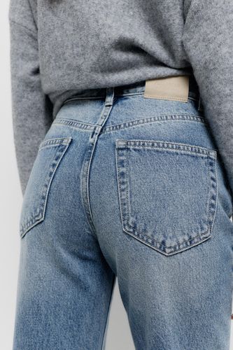 Assets/public/0ccb/b45a/3a8d456ba786/b181f0676081/07687401400-A4M/07687401400-A4M.jpg?ts=1758888386902" - Apparel & Accessories > Clothing > Pants - Modalova