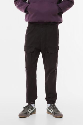 M.jpg?ts=1754904989189" - Apparel & Accessories > Clothing > Pants - Modalova